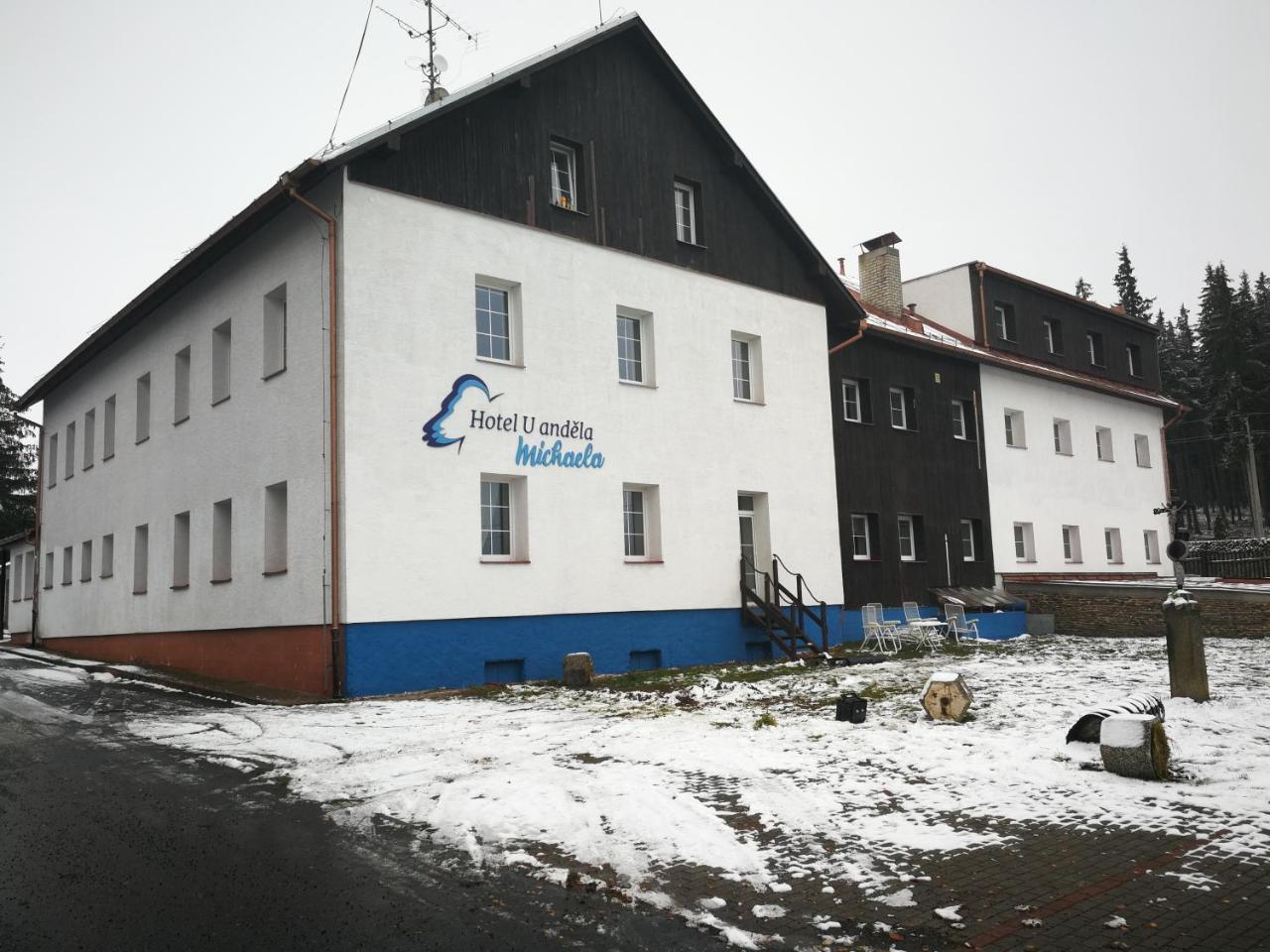 Hotel U Andela Michaela Javorná Exteriör bild