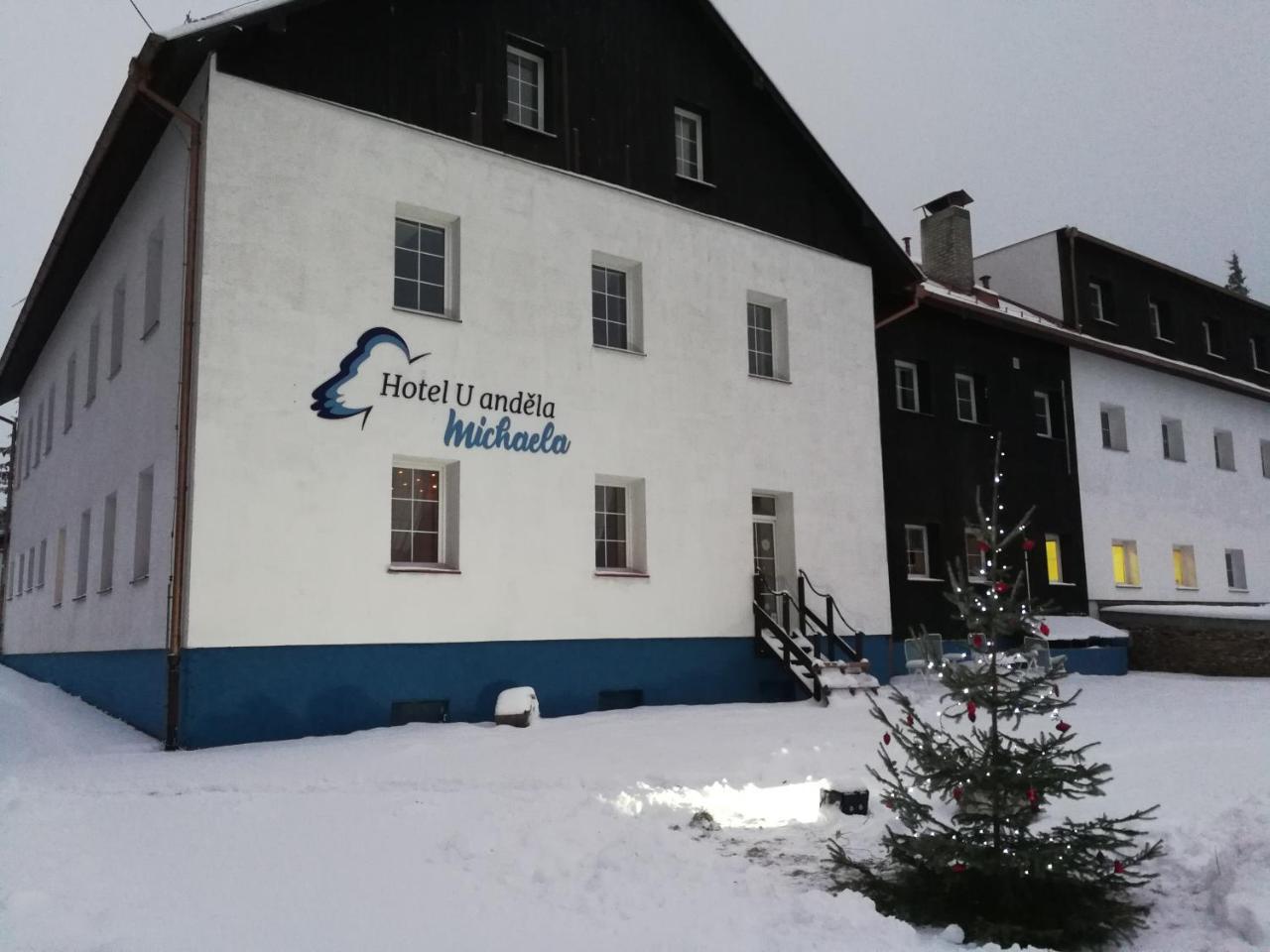 Hotel U Andela Michaela Javorná Exteriör bild